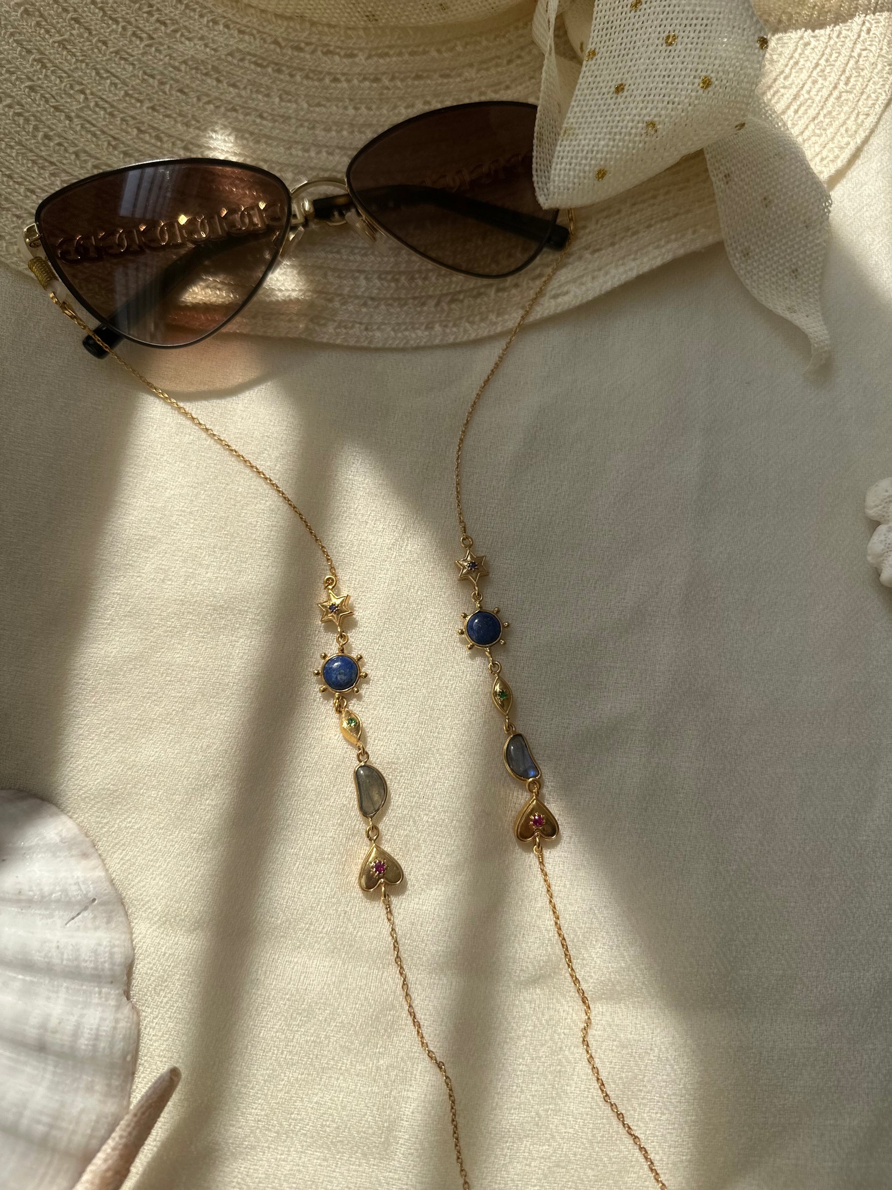 Life sunglass chain