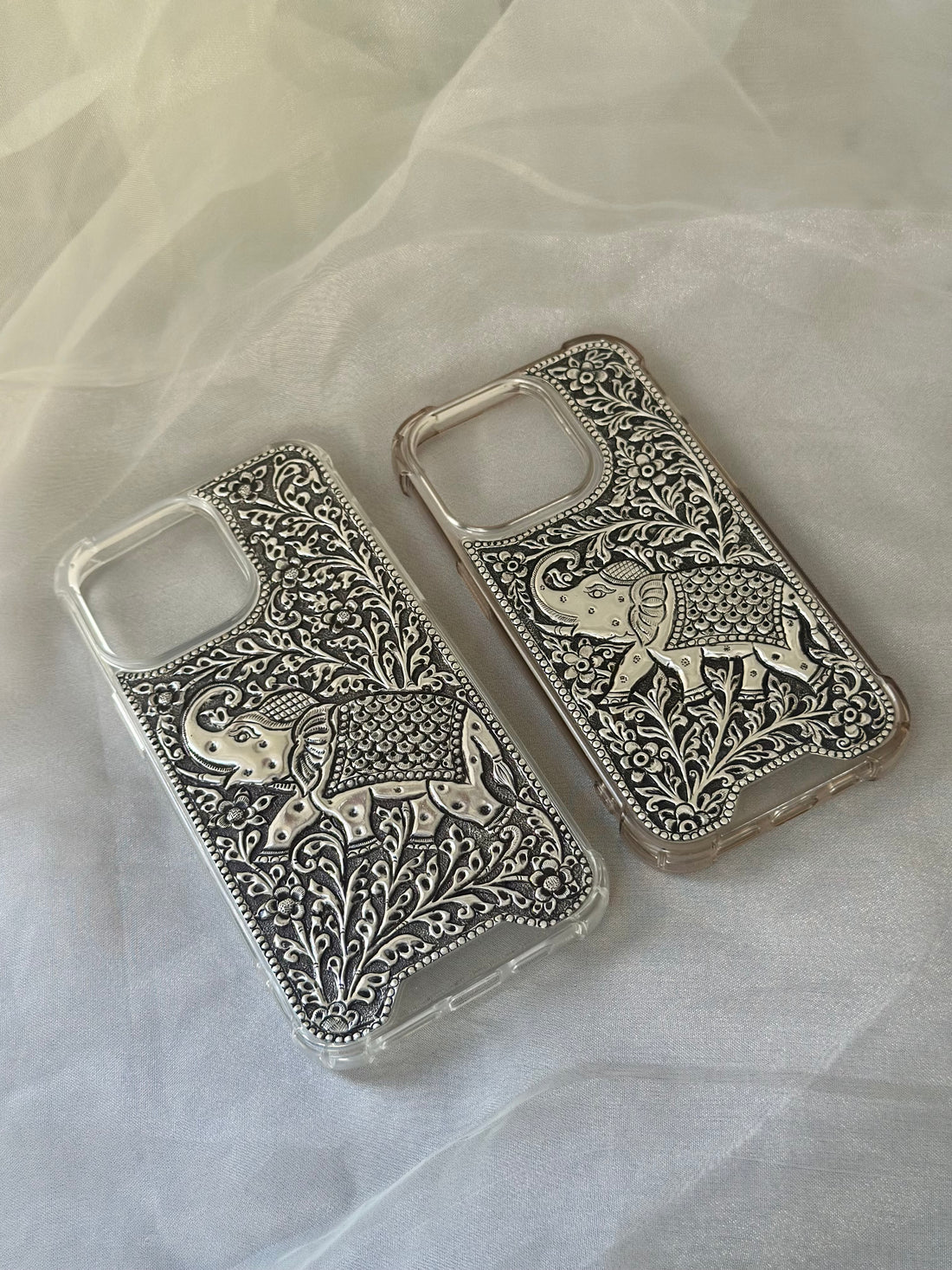 Silver Mobile/Phone Cover