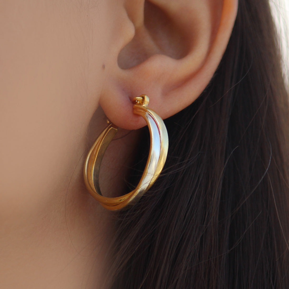 Dual Tone Hoops