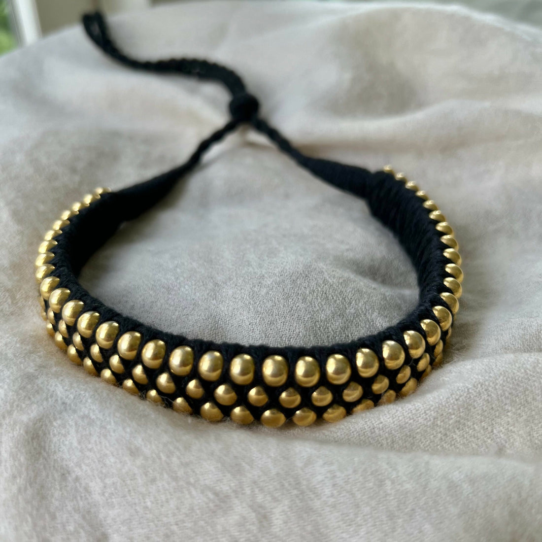 Ekdani choker