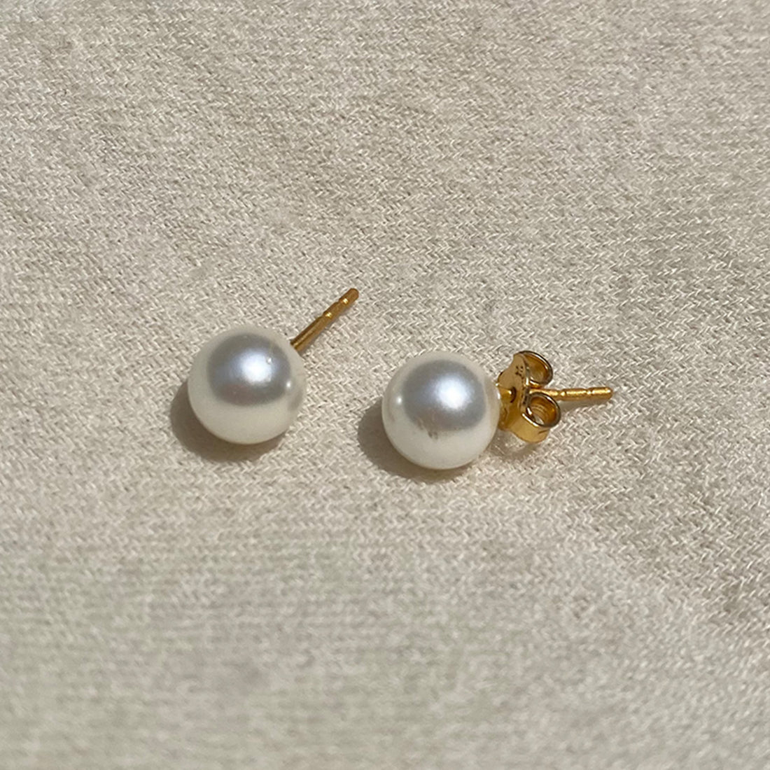 Classic Pearl Studs - Small