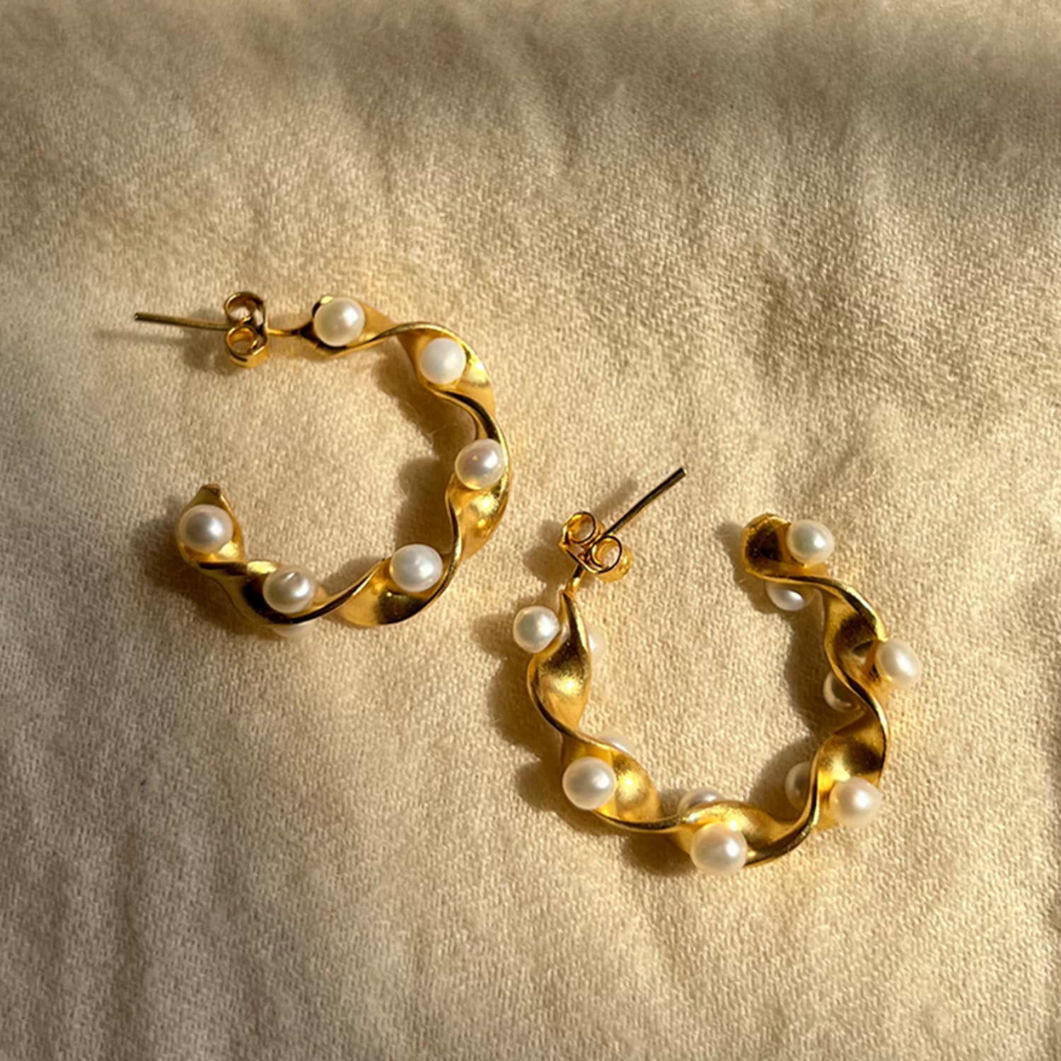 Chunky Pearl Hoops