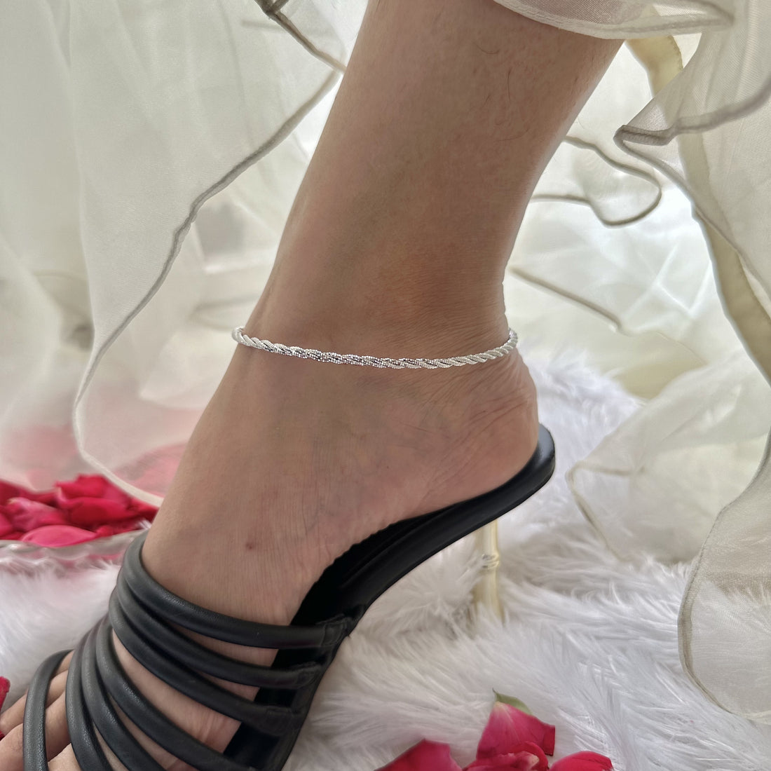 Lisa Anklet