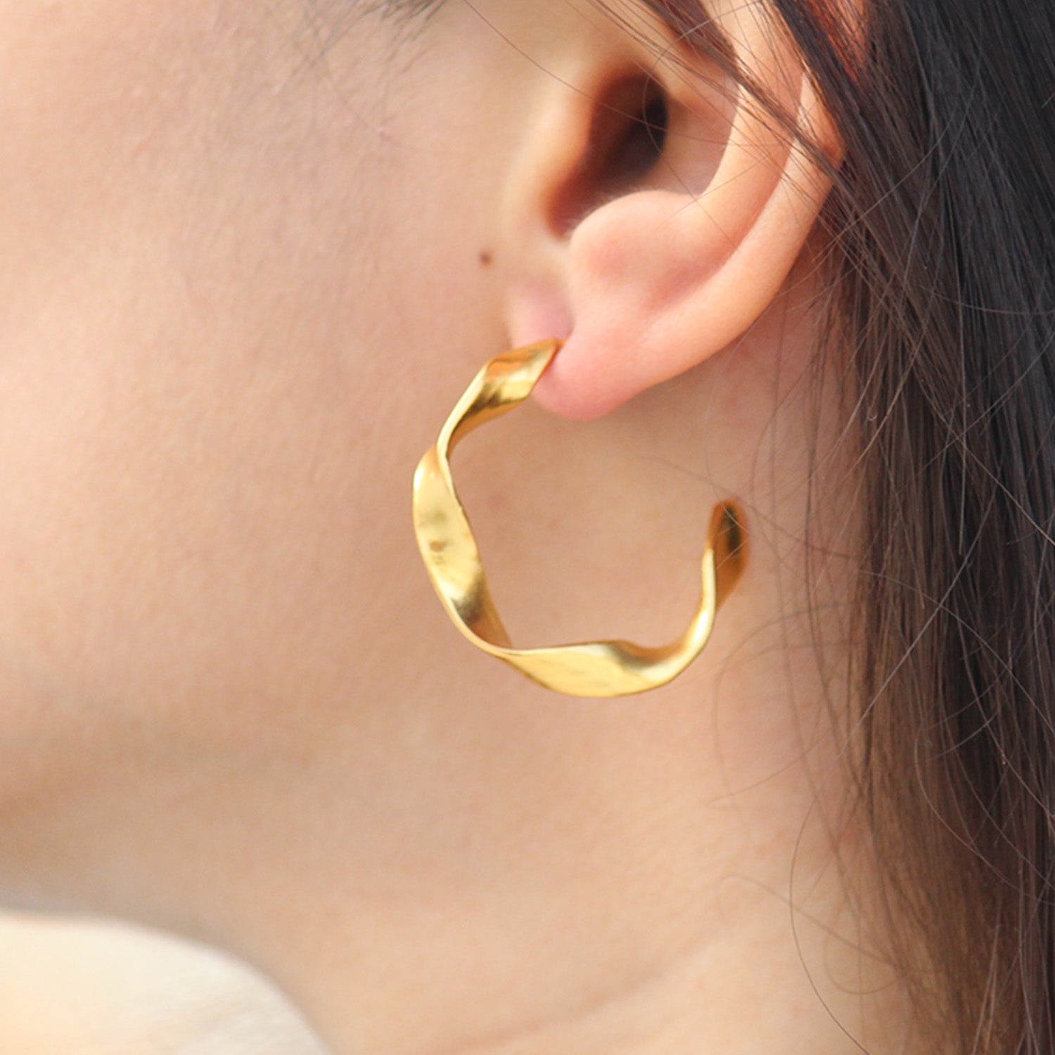 Twisted Hoops